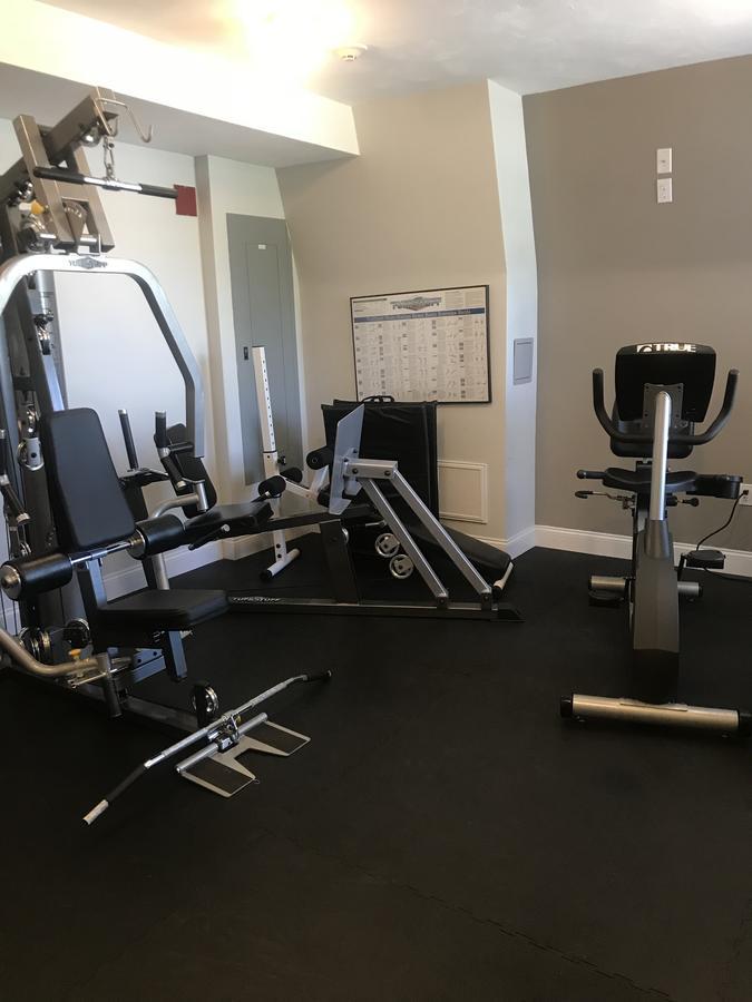 Crescent Suites Hotel Waltham Eksteriør bilde