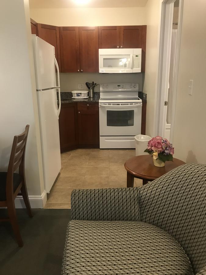Crescent Suites Hotel Waltham Eksteriør bilde