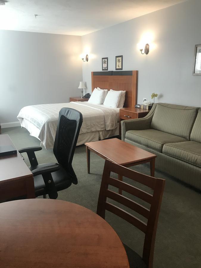 Crescent Suites Hotel Waltham Eksteriør bilde