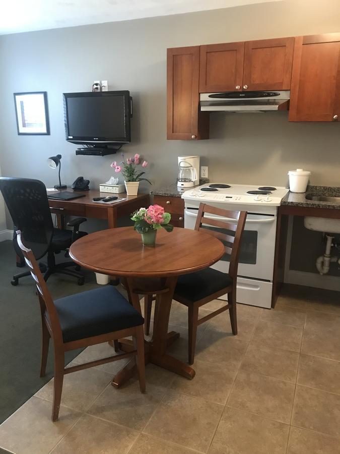 Crescent Suites Hotel Waltham Eksteriør bilde