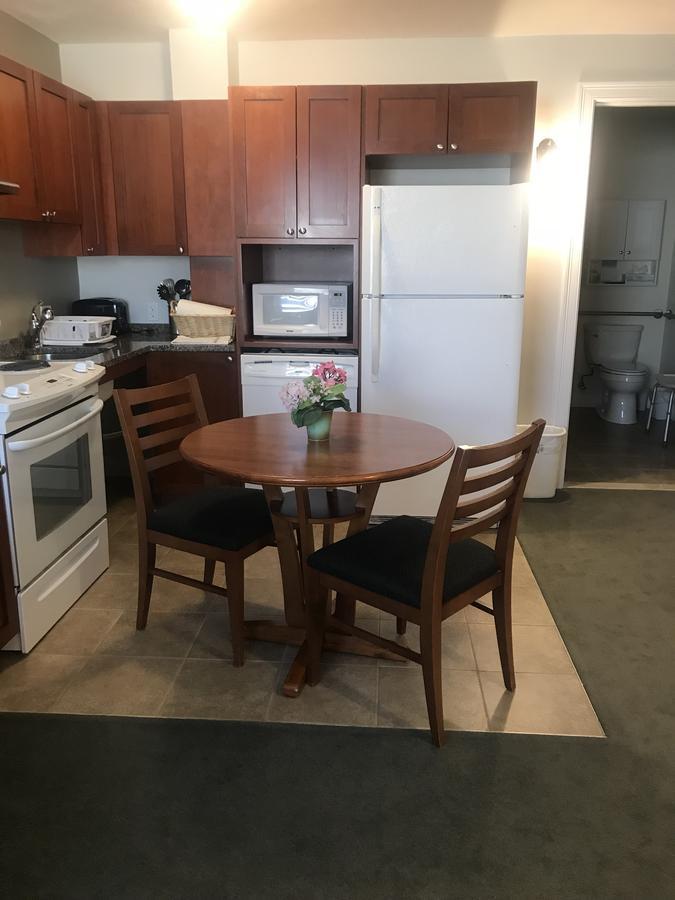 Crescent Suites Hotel Waltham Eksteriør bilde